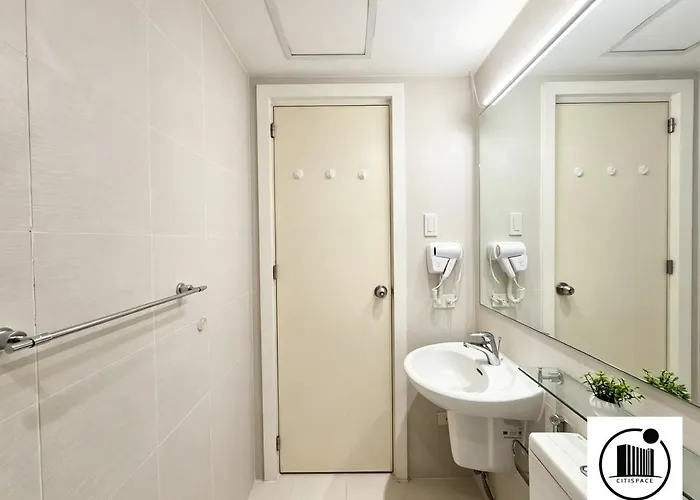 Apartment Citispace 1br Condotel At Azure Urban Near Airport #az08a *