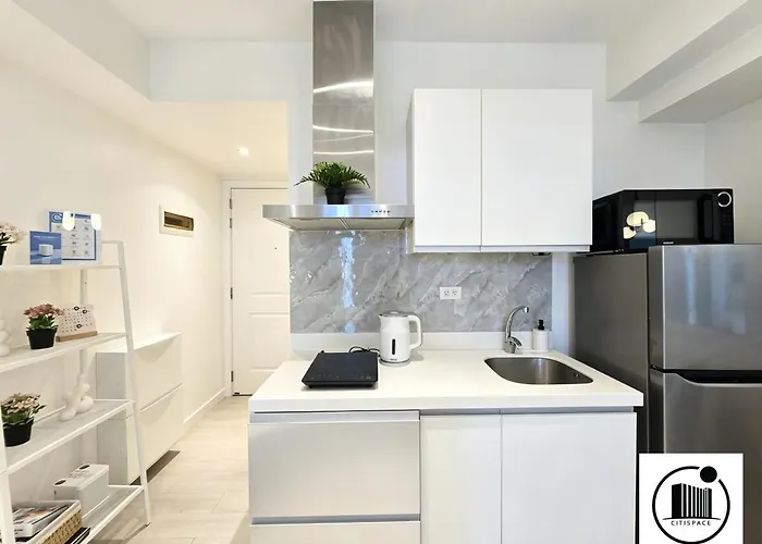 Citispace 1br Condotel At Azure Urban Near Airport #az08a Manila