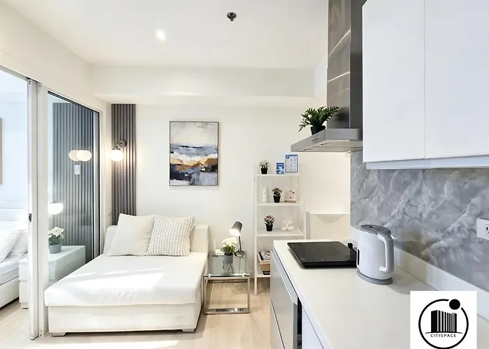 Citispace 1br Condotel At Azure Urban Near Airport #az08a Apartment Manila
