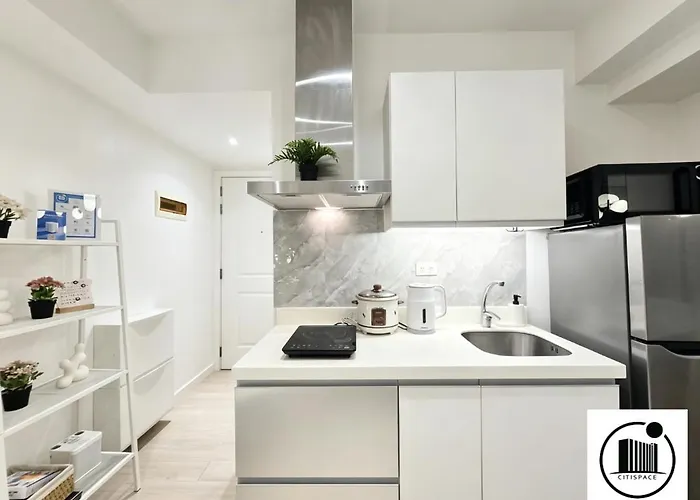 Citispace 1br Condotel At Azure Urban Near Airport #az08a Manila