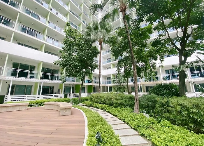Apartment Citispace 1br Condotel At Azure Urban Near Airport #az08a *