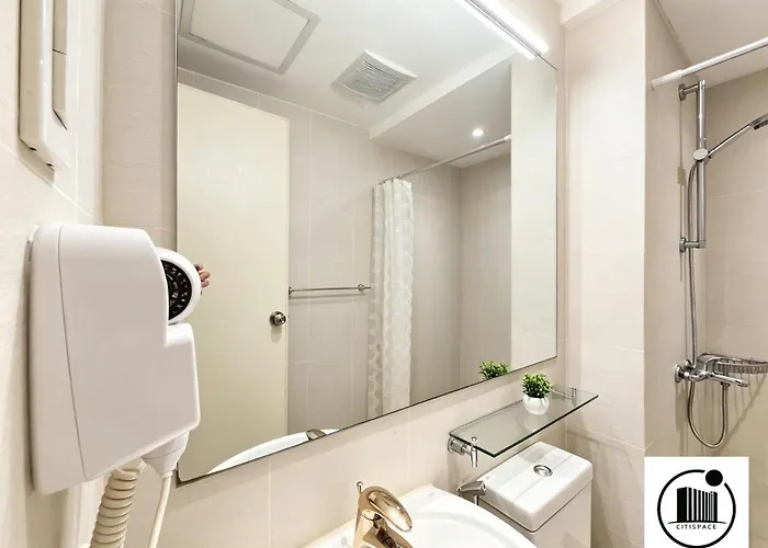 Citispace 1br Condotel At Azure Urban Near Airport #az08a *